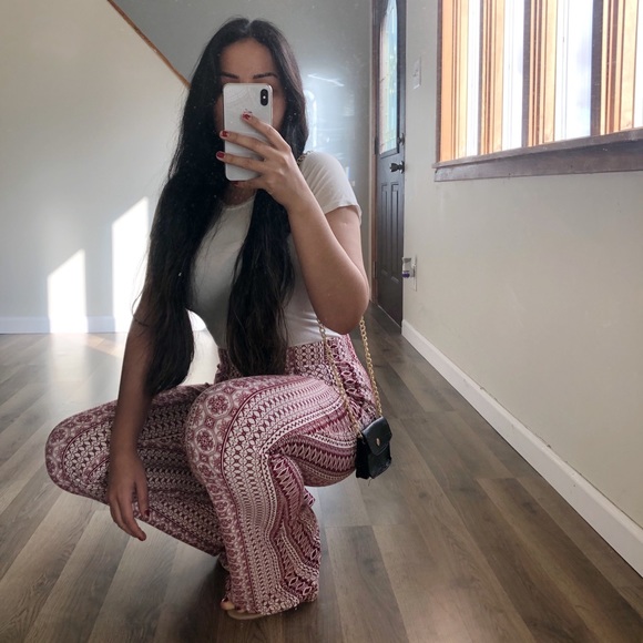 leg purse fashion nova